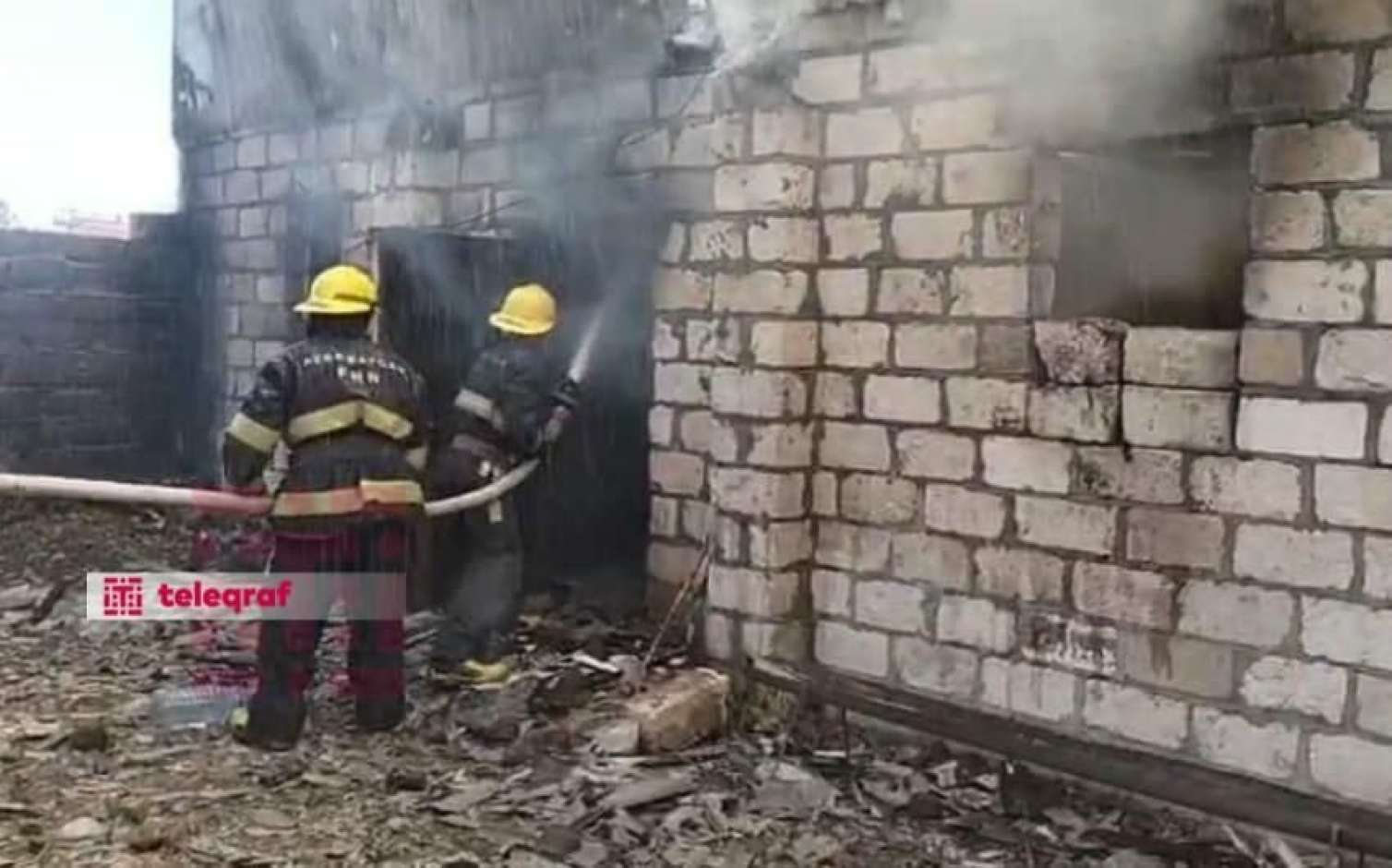 Ağcabədidə yanğın: bir nəfər xəsarət aldı, 8 inək tələf oldu 