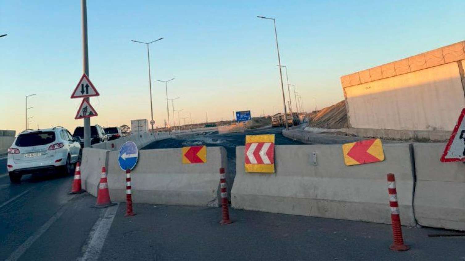 10 ay əvvəl açılışı olan yol təmirə bağlandı: SƏBƏB NƏDİR? - Fotolar 