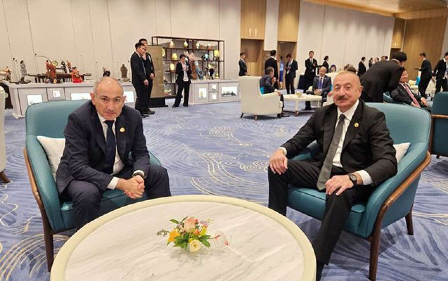 Prezident Paşinyanla görüşdü - FOTO/VİDEO