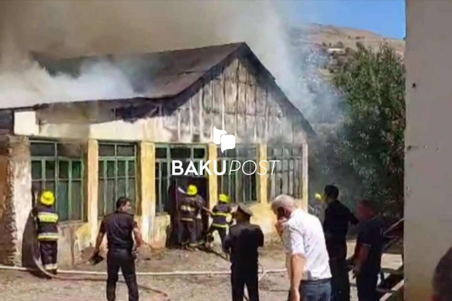 Yardımlıda Mədəniyyət Evi yanır - FOTO+VİDEO/YENİLƏNDİ 