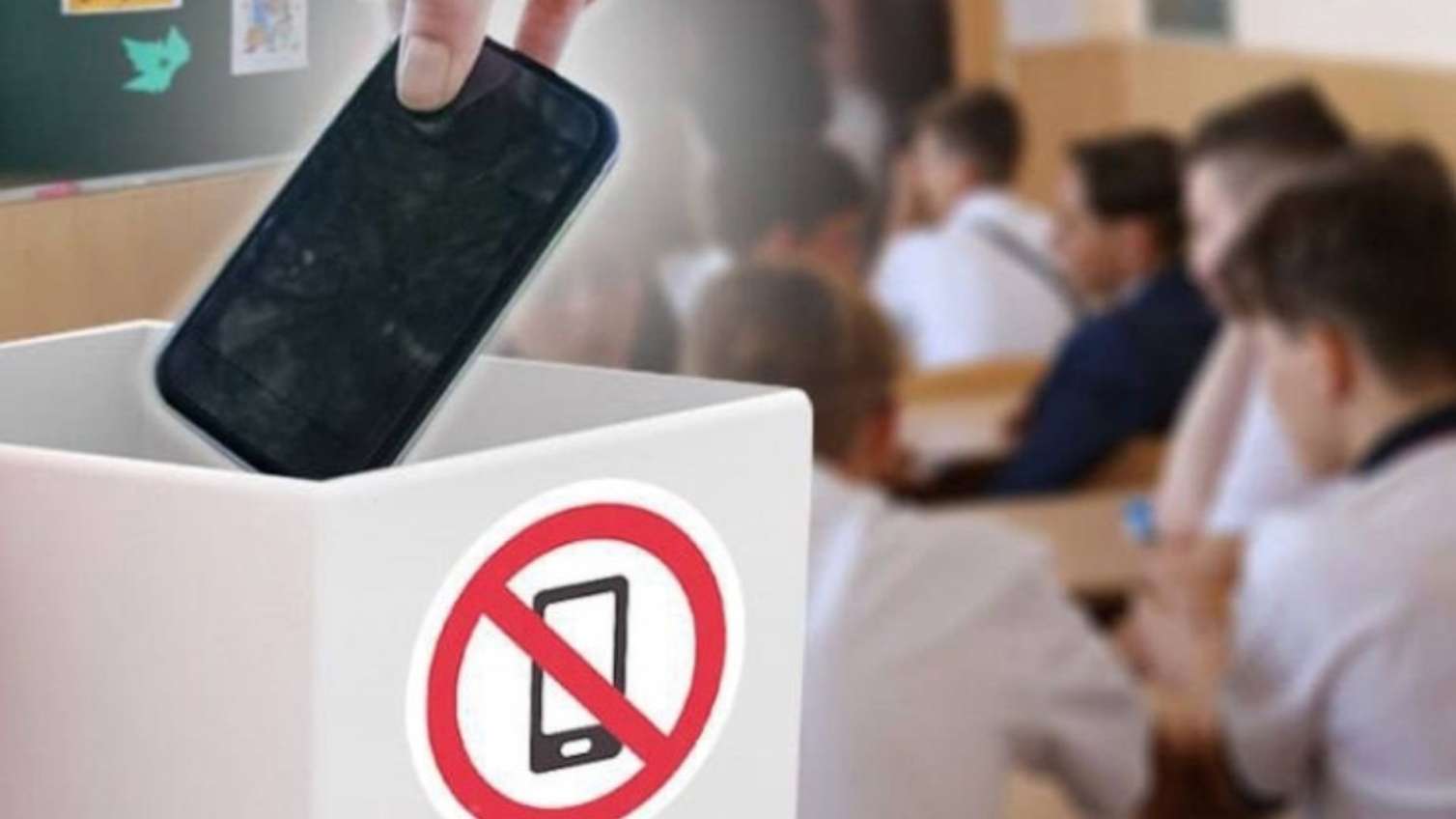 Məktəblərdə telefon qadağası: Şagirdlərə necə təsir edir? - VİDEO 