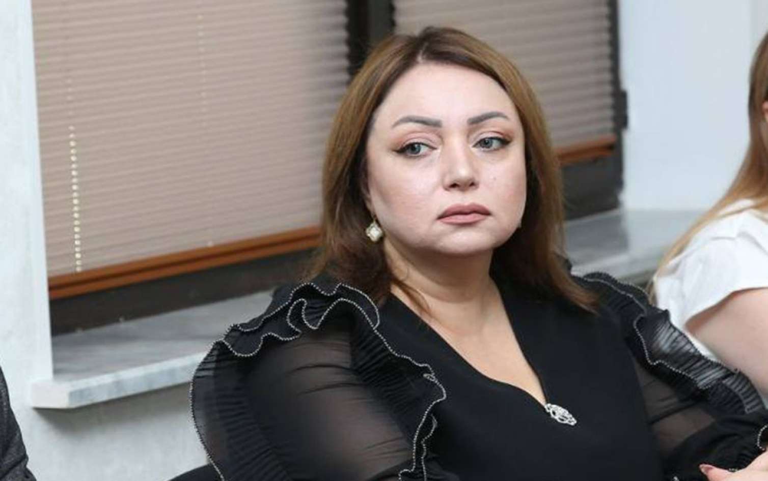 Qalmaqallı məktəb direktorunun yerinə yeni təyinat 