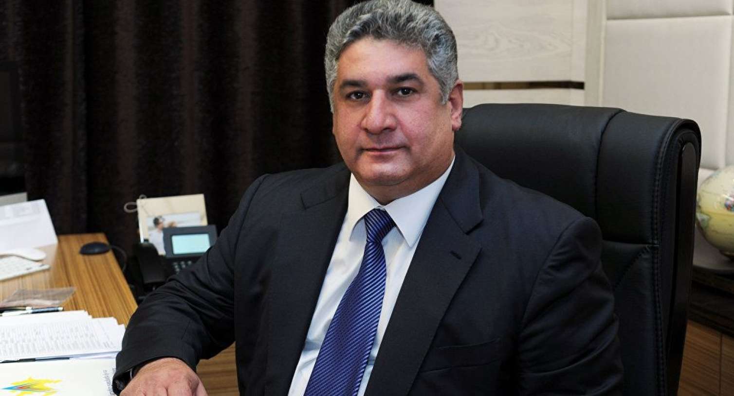 Bakıda memarlıq abidəsinə müdaxilə - Azad Rəhimovun ailəsi restoran açırmış? - VİDEO 