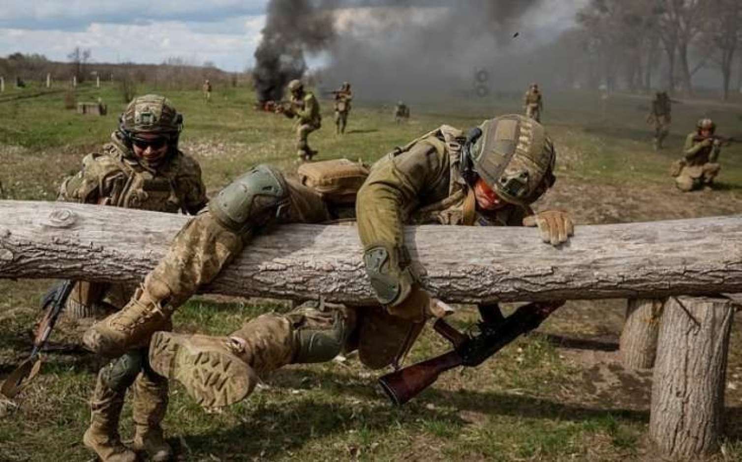 Bu ölkədə Rusiyaya görə səfərbərlik elan edildi 