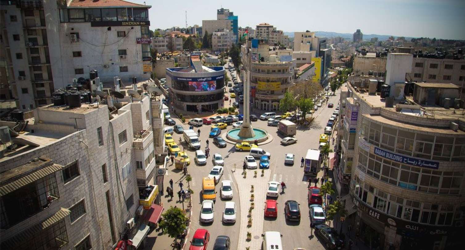 İsrail ordusu Ramallahın ətrafını mühasirəyə aldı 