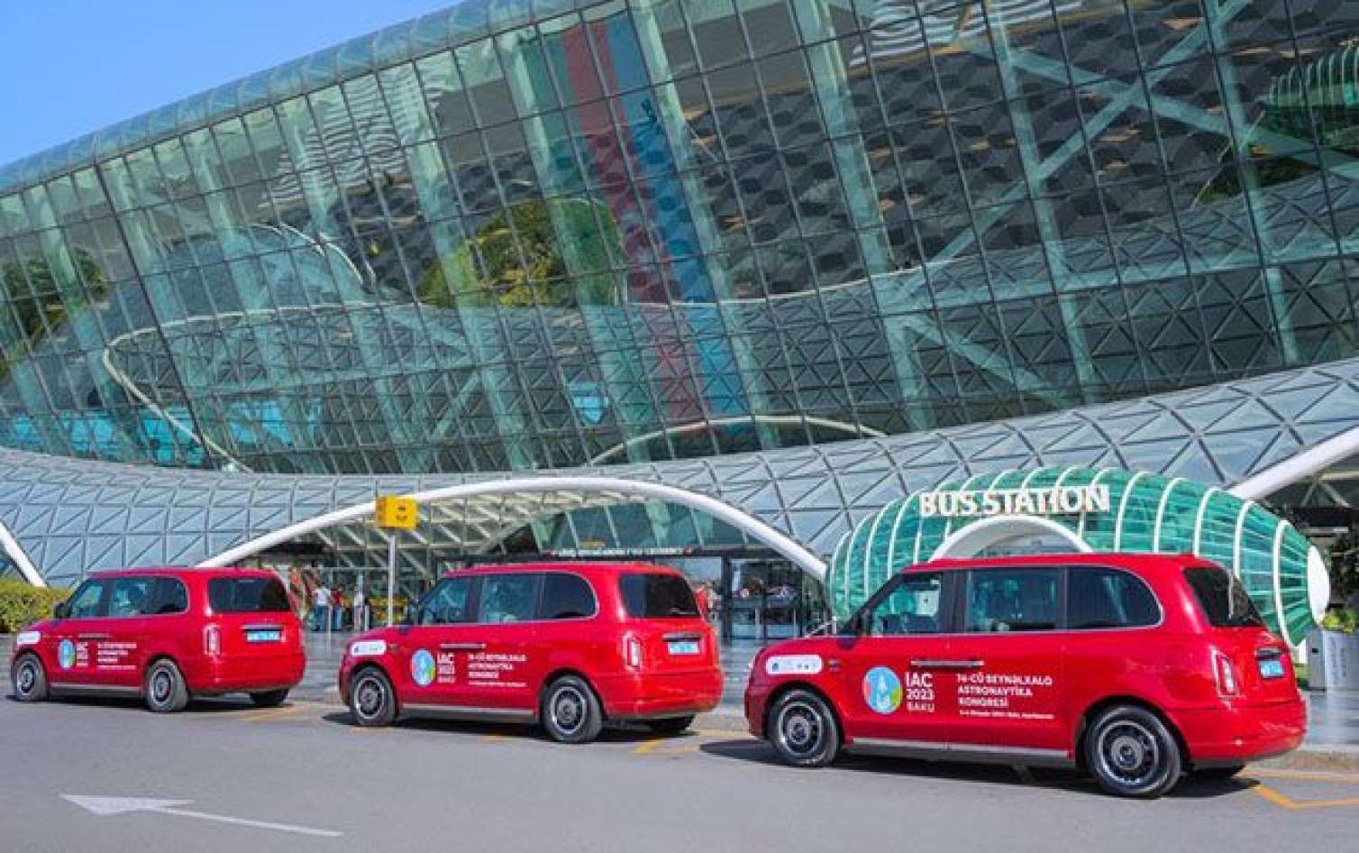 Aeroportdan şəhərə taksi sifarişi niyə ləğv edilib?  - VİDEO