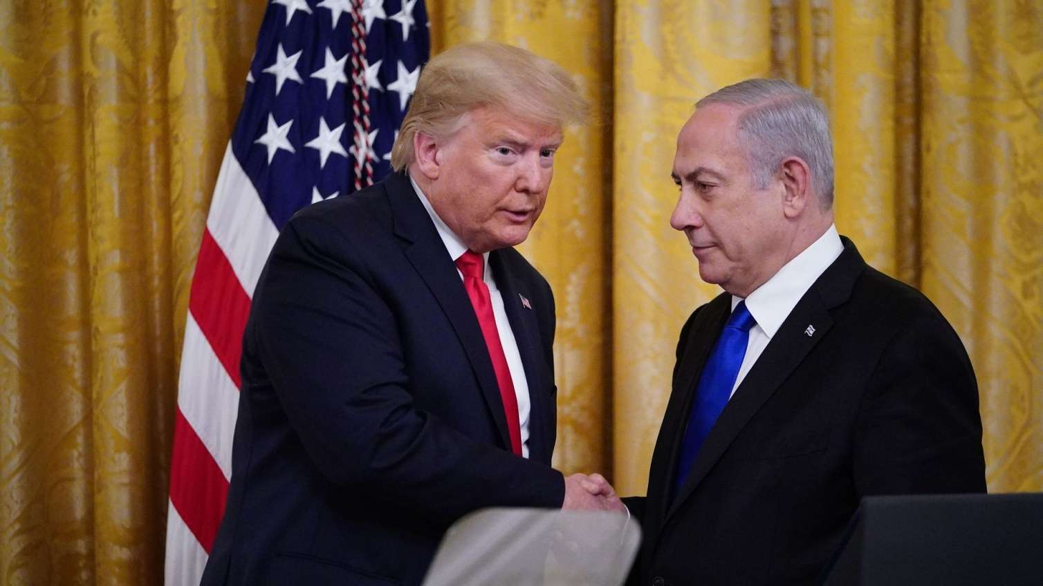 Tramp Netanyahudan narazıdır: "Hər dəfə haranısa bombalayır”  