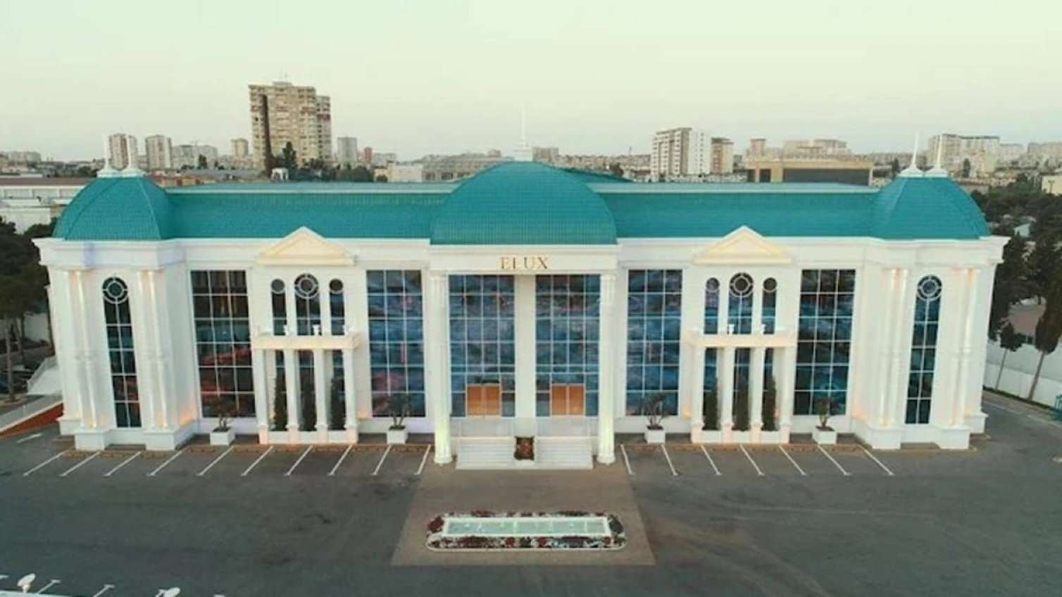 Bakıdakı məşhur restoranda kütləvi dava: Həbs edilən var 