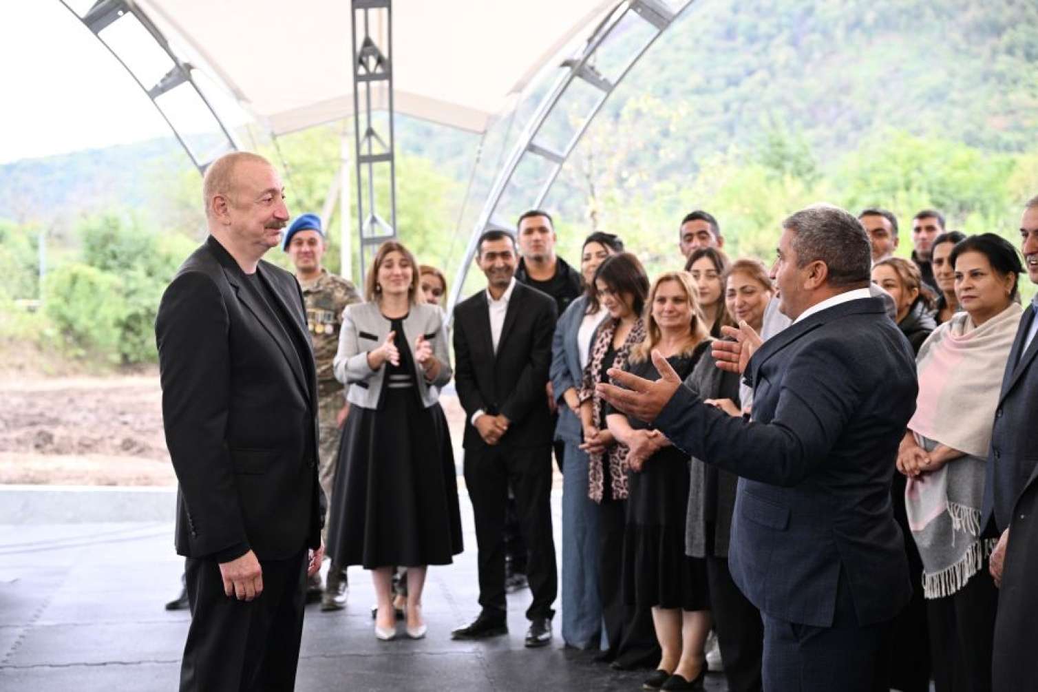 Prezident Xocalı sakinləri ilə görüşdü - FOTO