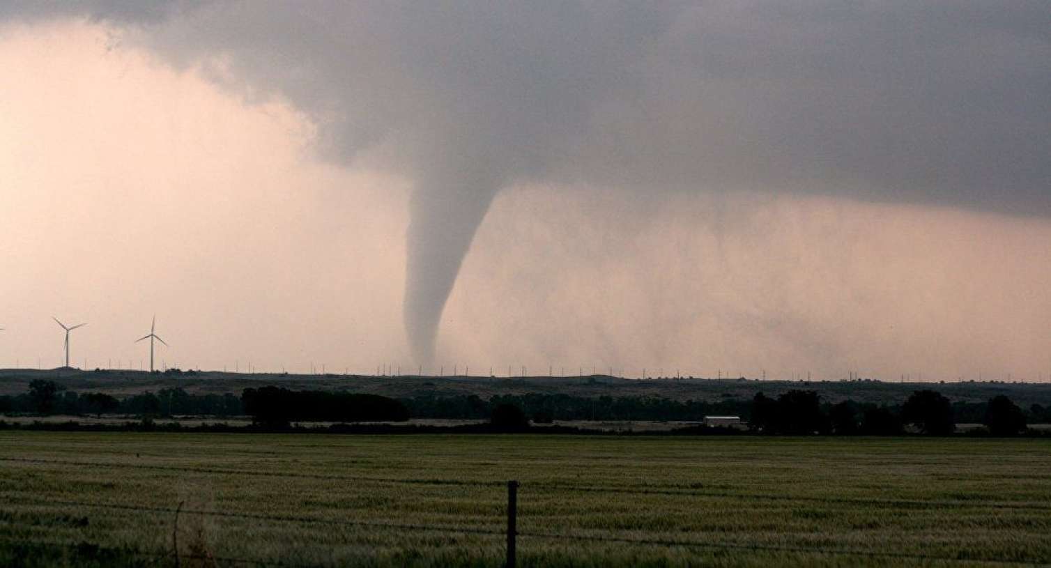 Xəzərin Azərbaycan hissəsində tornado təkrarlana bilər? 