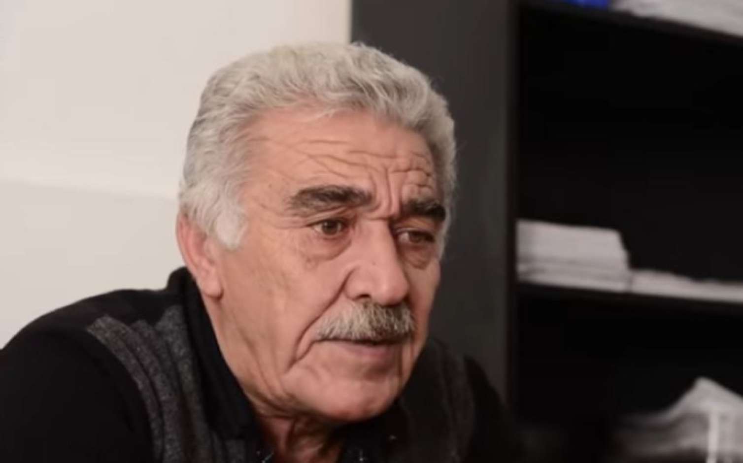 Tanınmış şair reanimasiyaya yerləşdirildi - FOTO