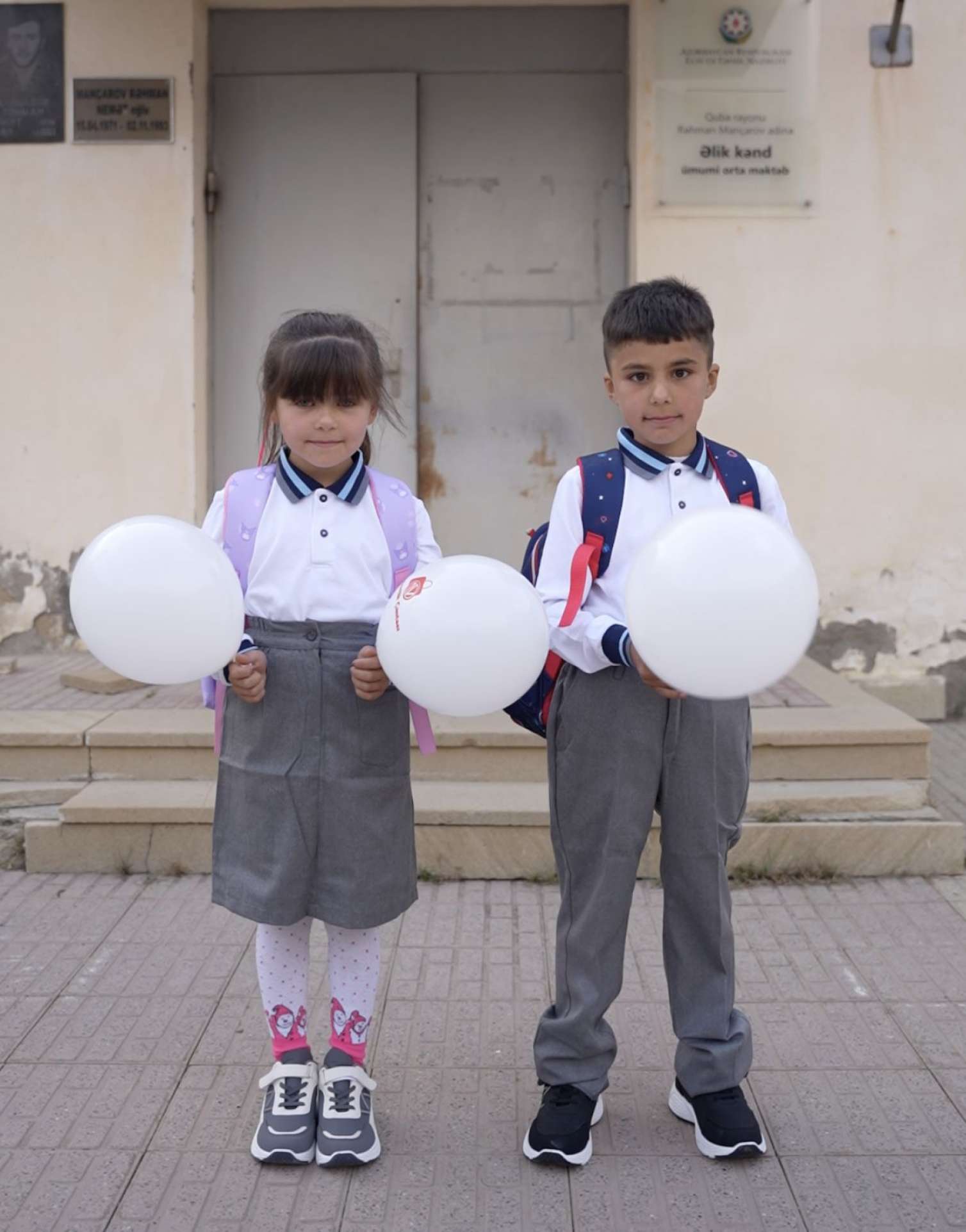 “Veysəloğlu-Distribusiya” məktəblilərə yardımı davam etdirir  - FOTO