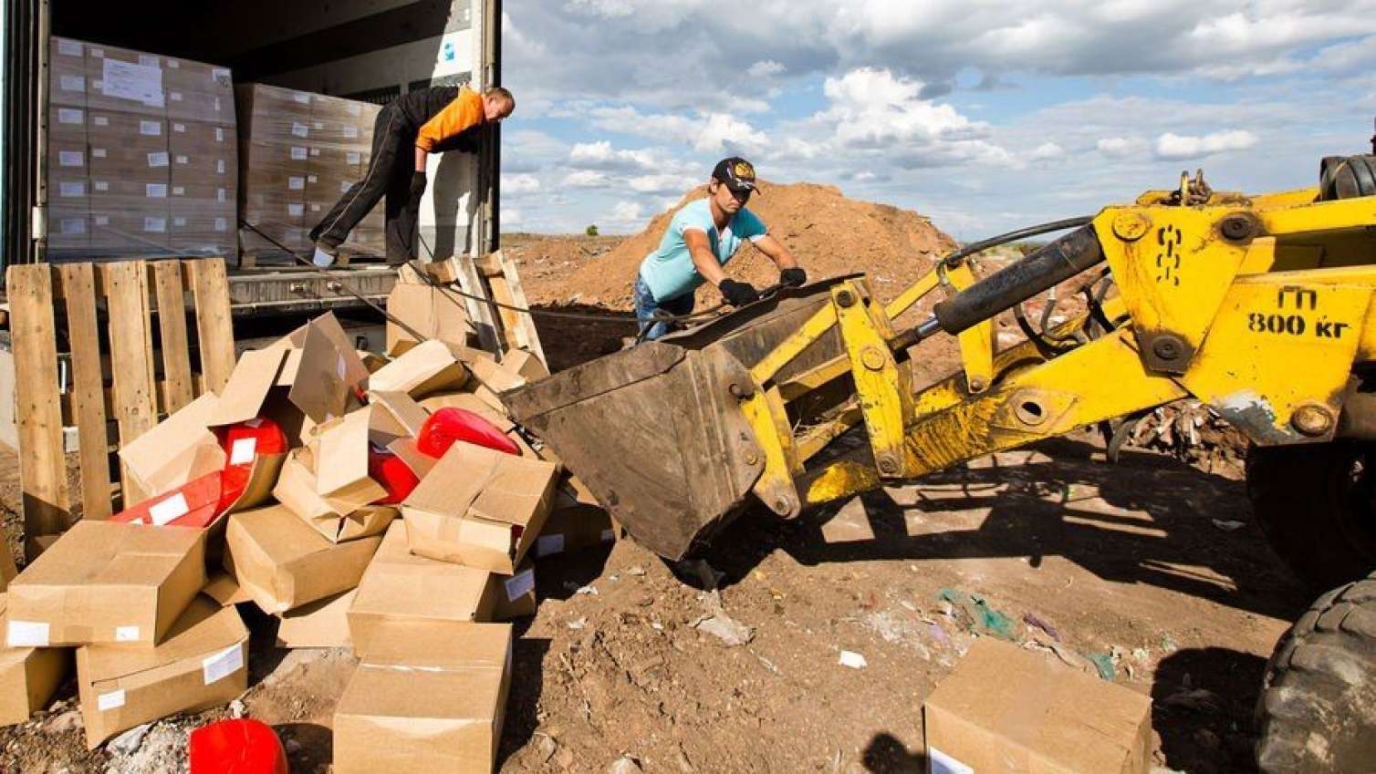 Rusiyada Azərbaycan məhsullarına “stop”: 220 kq yük məhv edildi 