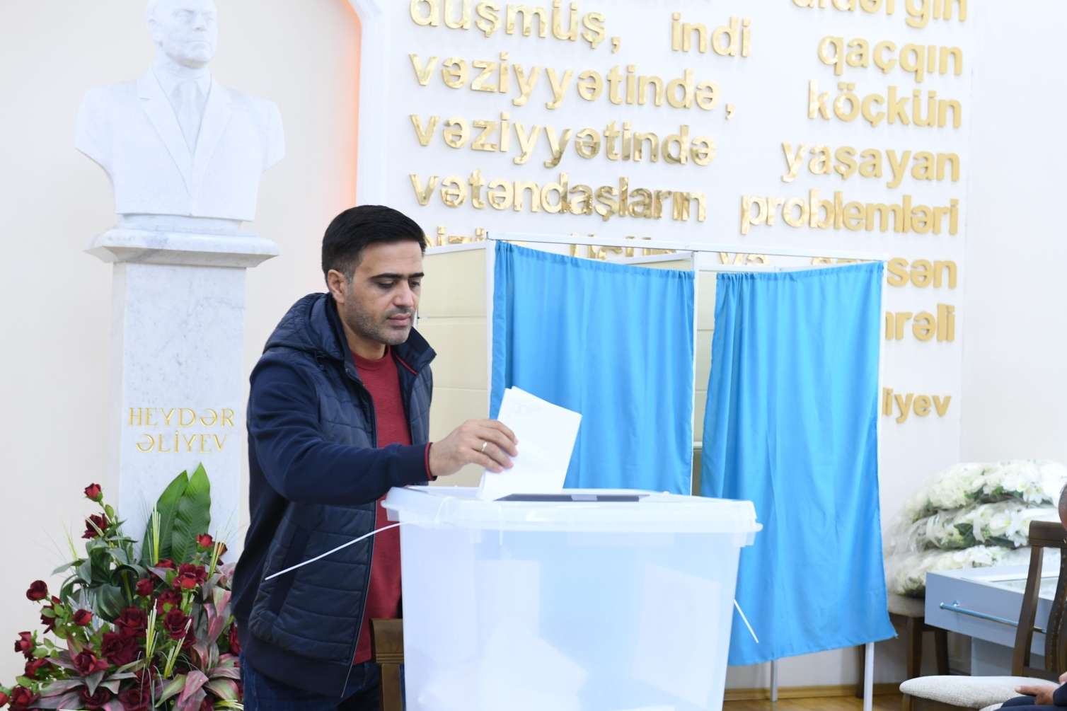 Dövlət Komitəsi yanında İctimai Şuraya seçkilər keçirildi - FOTO