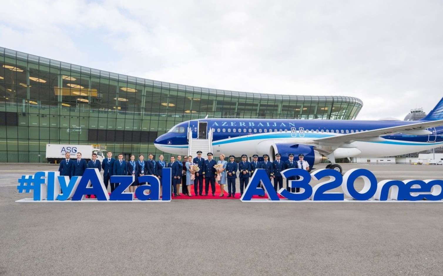 AZAL donanmasına yeni “Airbus A320neo” təyyarəsini əlavə etdi - FOTO 