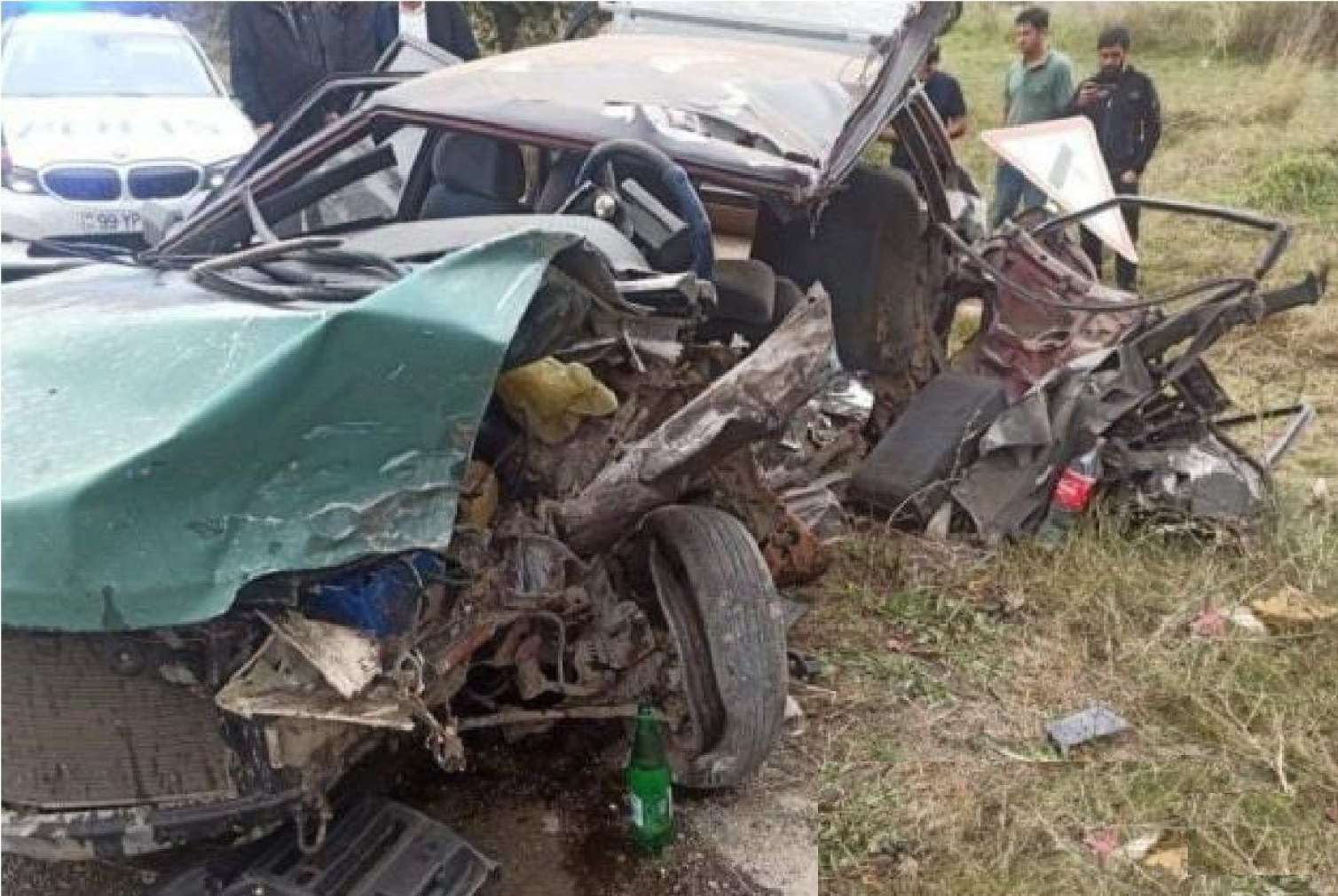 Maşınlar toqquşdu - 15 yaşlı qız öldü - FOTO