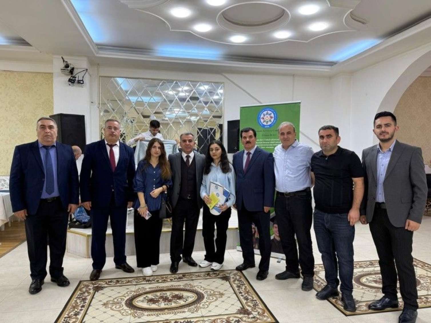 Yardımlı Xeyriyyə Cəmiyyəti tələbə adını qazananları mükafatlandırdı 
