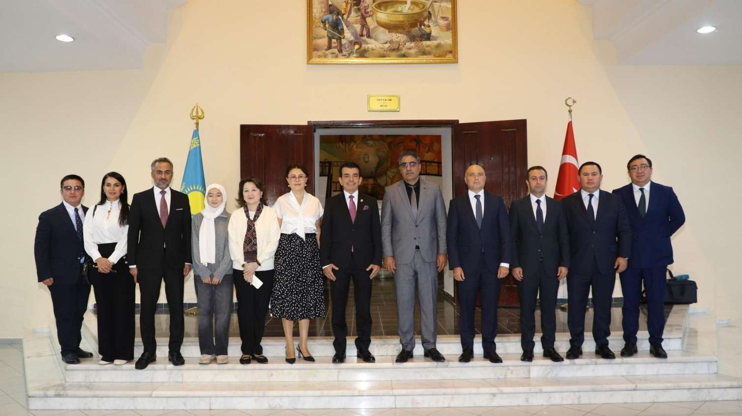 ICESCO-nun baş direktoru Beynəlxalq Qazax-Türk Universitetində - FOTO - Foto