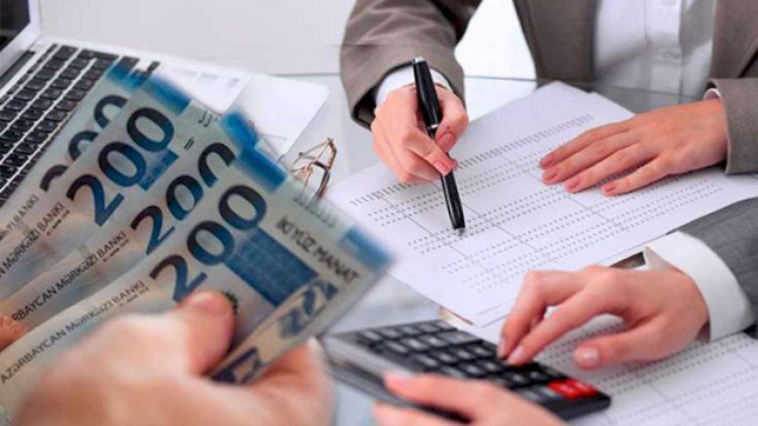 Banklarla bağlı məhkəmə qərarları niyə icra olunmur? - AÇIQLAMA 