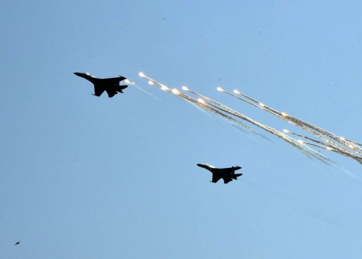 NATO rus qırıcılarını vuracaq - Müharibə?