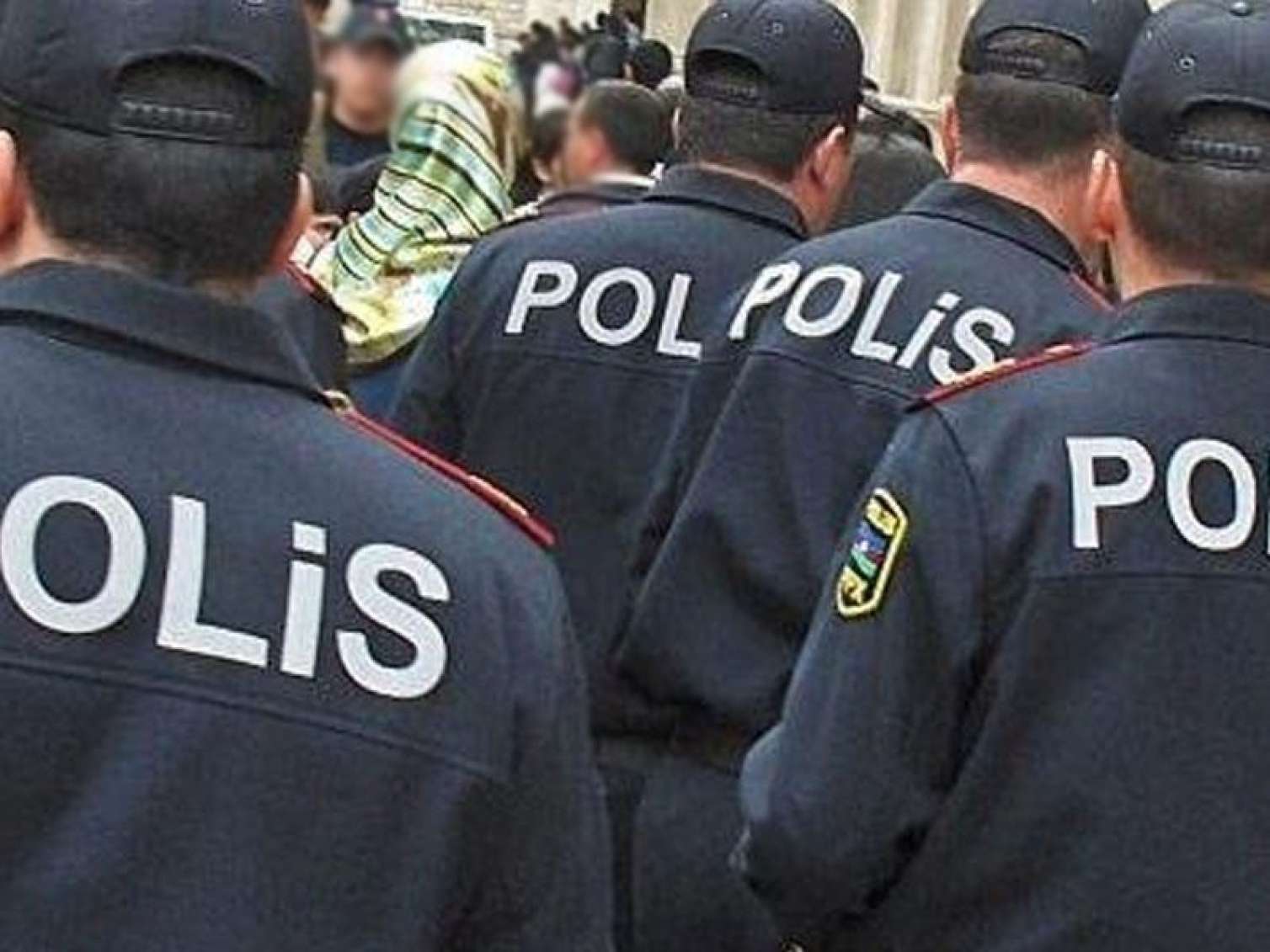 Polis Bakıda məşhur MTK-nın əməkdaşlarını saxladı - VİDEO