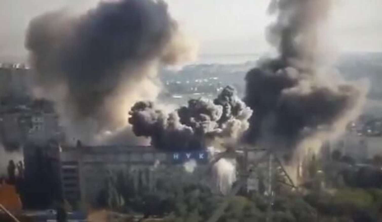 Rusiya Ukraynanı bombaladı 