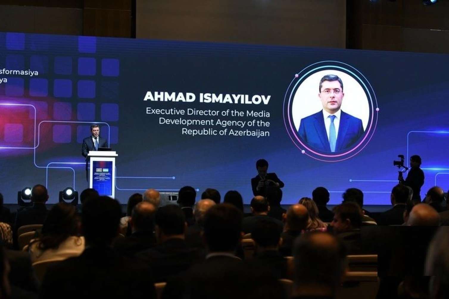 Bakıda II Azərbaycan-Özbəkistan Media Forumu keçirilir - FOTO