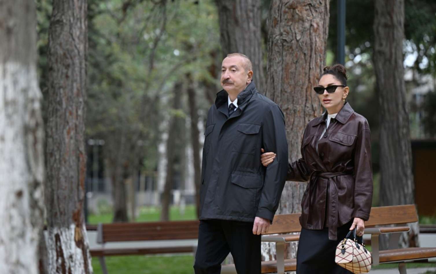 Prezident və xanımı yeni parkın açılışında - FOTO