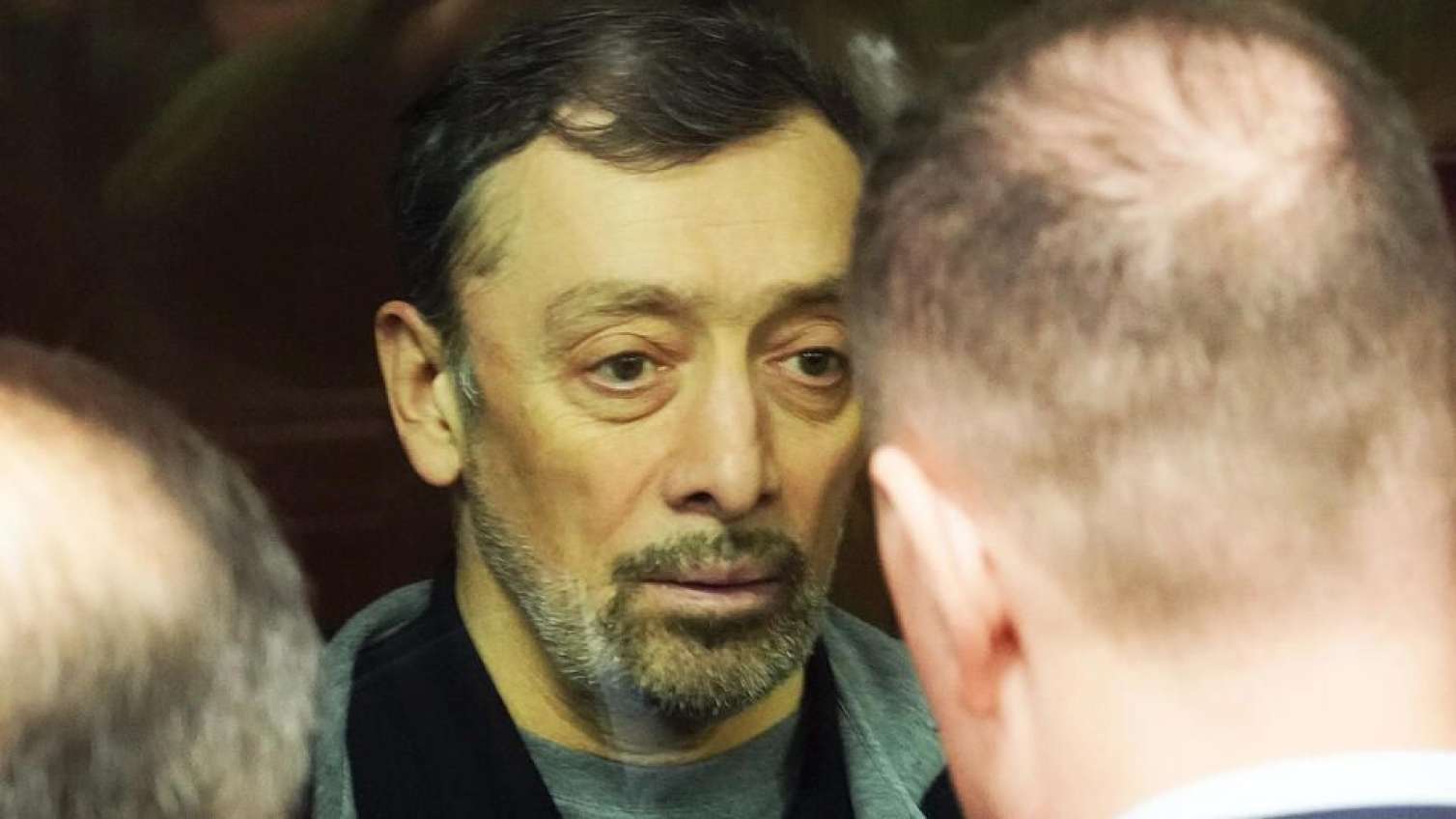 Milyarder Süleymanovun 3 şəriki saxlanıldı 