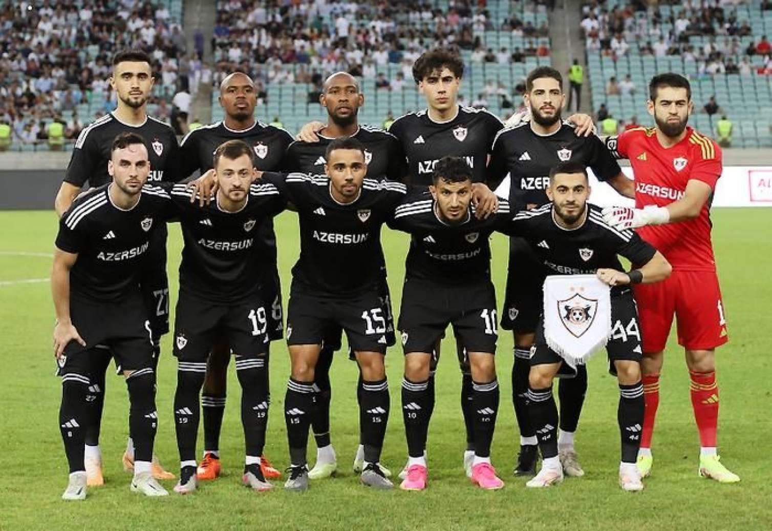 "Qarabağ" oyunçularına əlavə pul mükafatı verdi - Məbləğ açıqlandı 