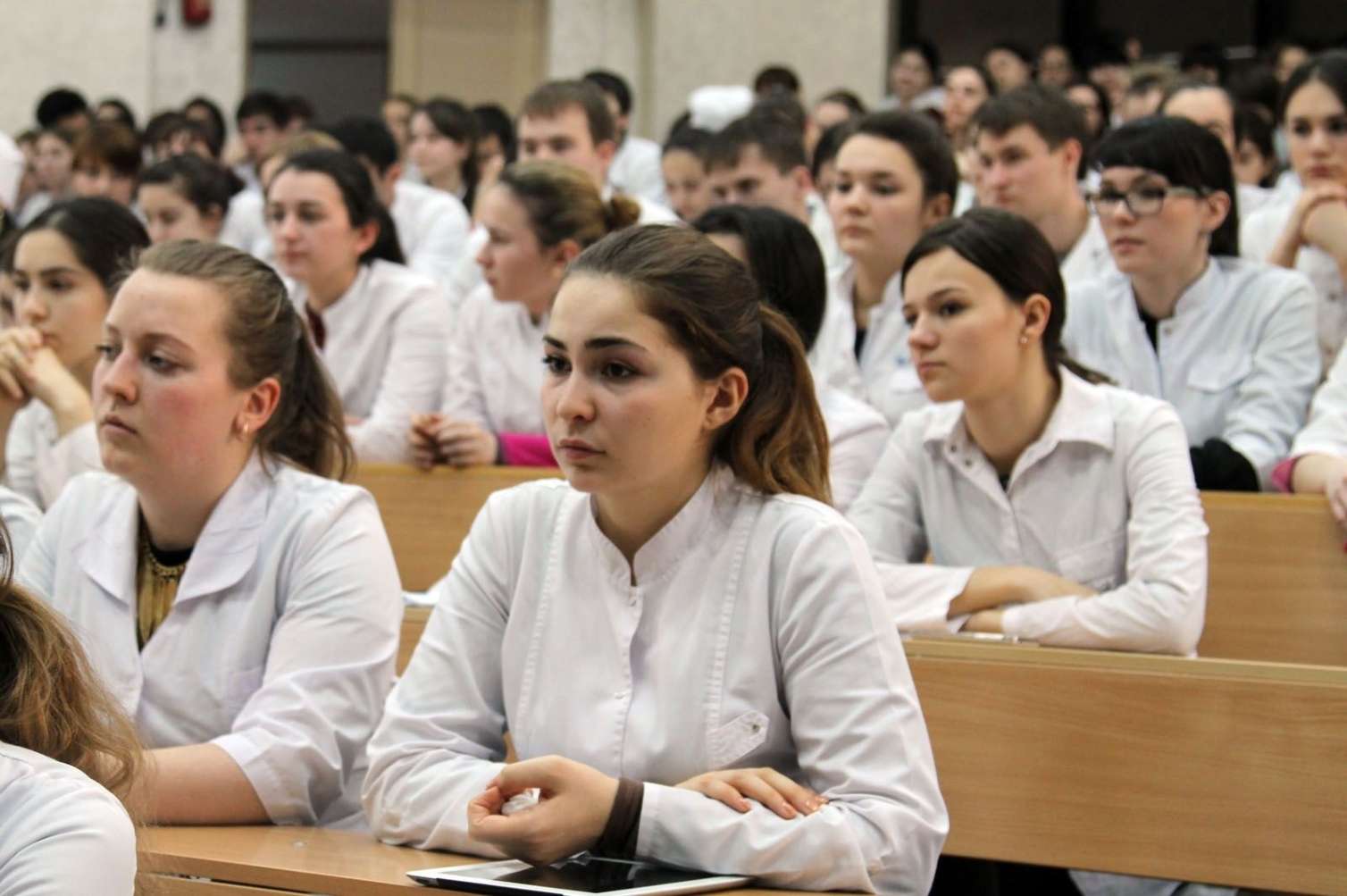 Tibb Universitetində nə baş verir? - Prezident təqaüdçülərinin sayı 6 dəfə azalıb  