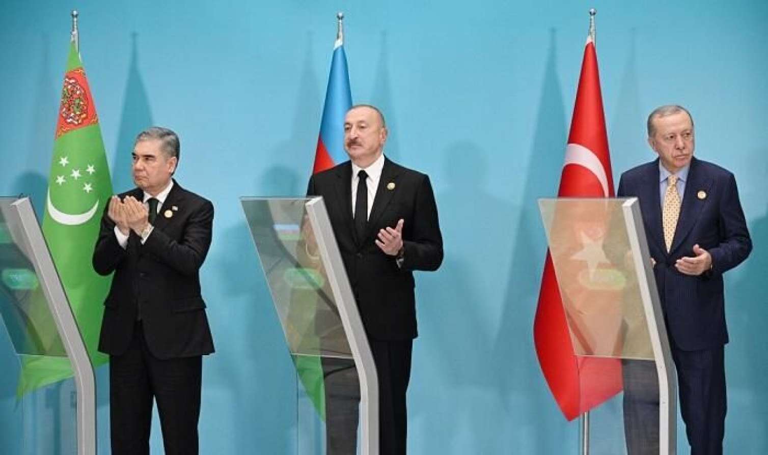 Türk liderlər  Füzulidə məscidin təməlini qoydular - VİDEO