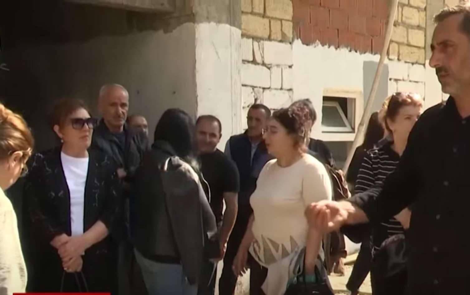 8 ildir evlərinə həsrət qalıblar - “Kirayə pulunu da ödəyə bilmirik” - Video 