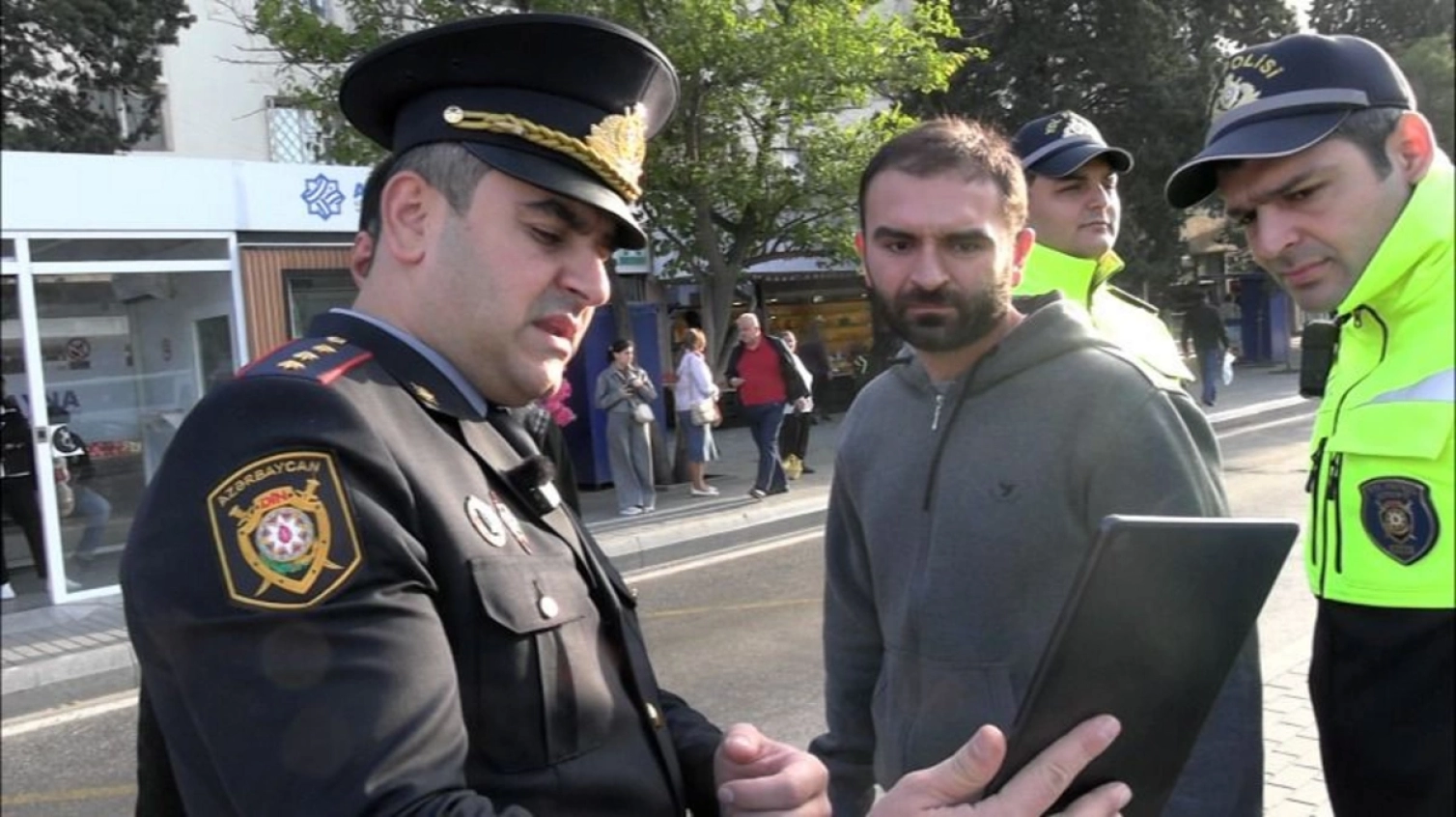 Piyadalara DƏRS: Polis ölüm anlarını göstərdi - VİDEO 