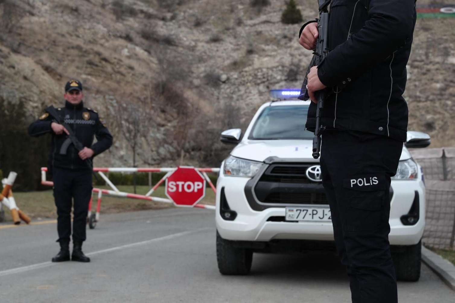 Polis Xankəndidə təcili əməliyyat keçirdi - Silahlılar saxlanıldı