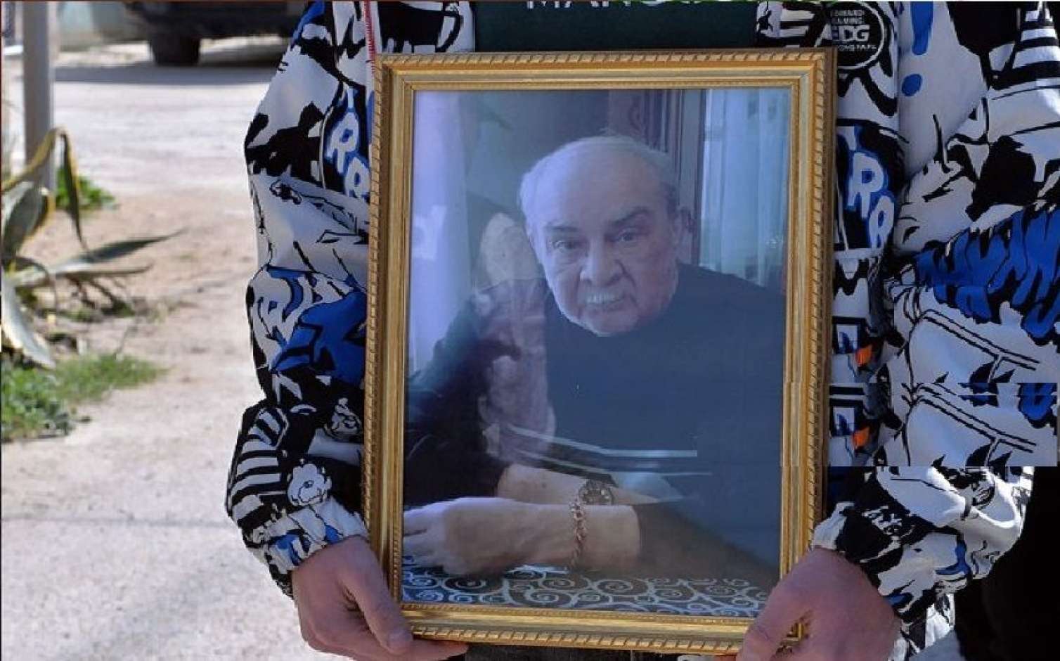 Nazirlik Xalq artistinin qəbirüstü abidəsini hazırlamaqdan imtina etdi 