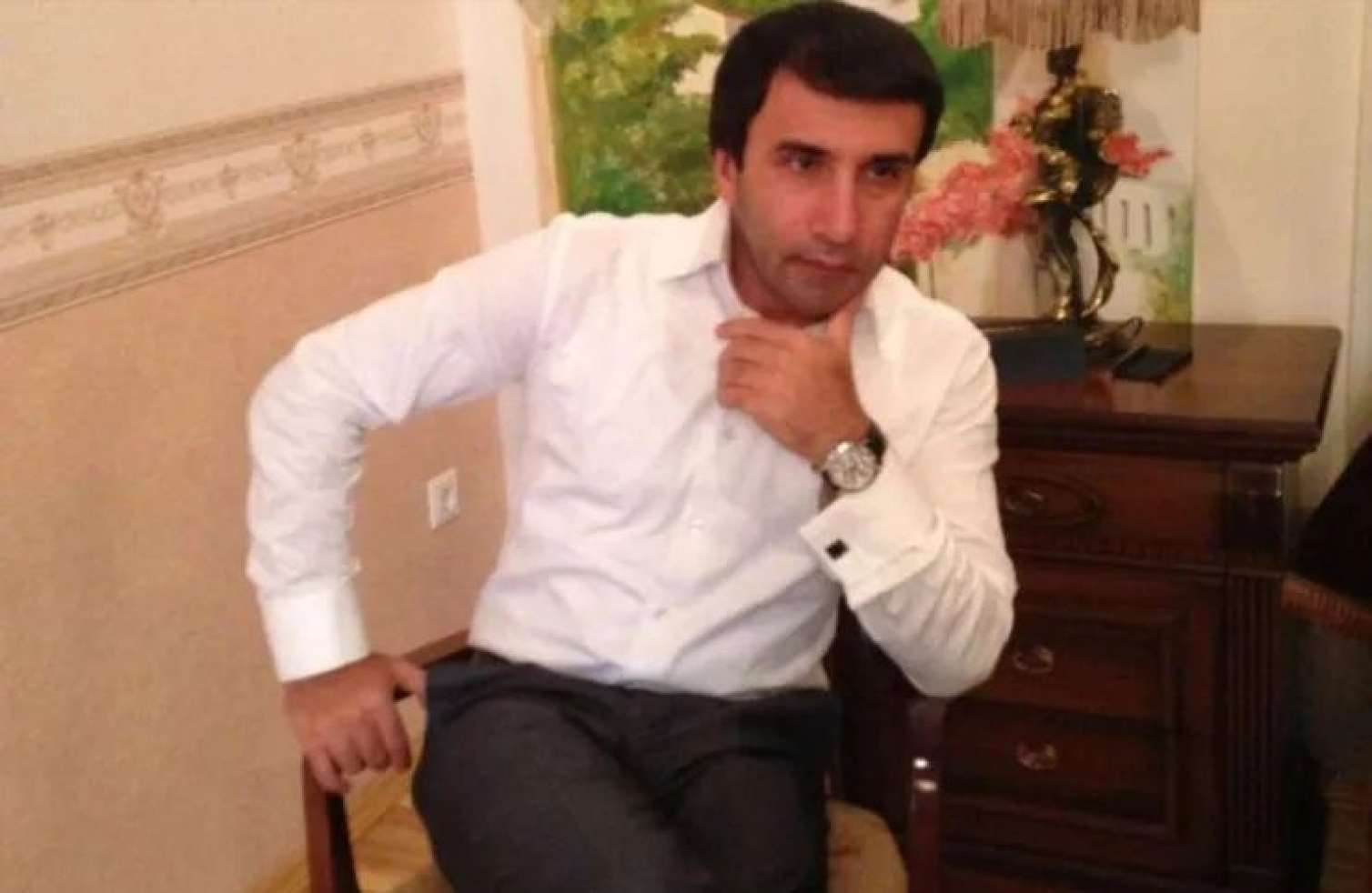 Azərbaycanlı oliqarx həbsdən çıxmaq üçün 100 milyon verir 