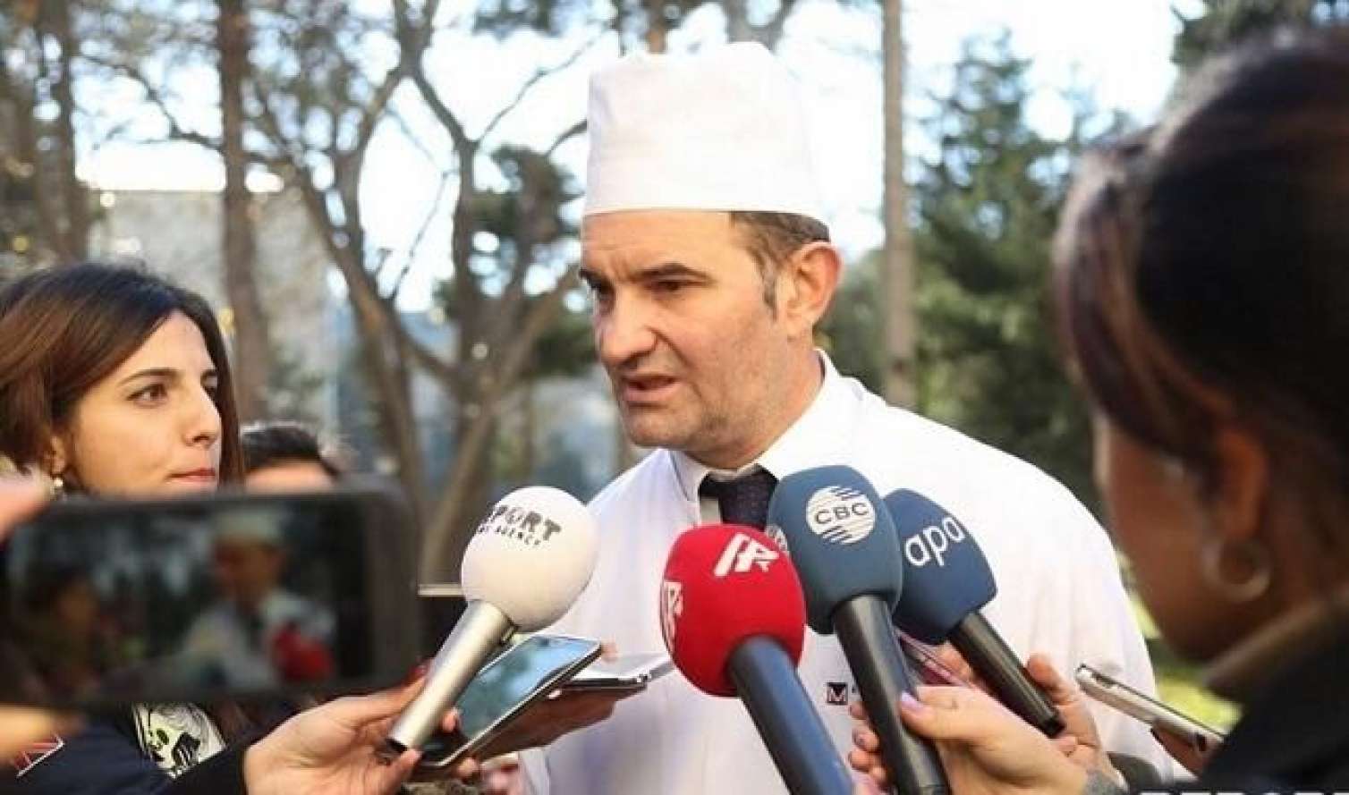 Barışıq üçün məndən iki ədəd ikiotaqlı ev istəyirlər - Həkim 