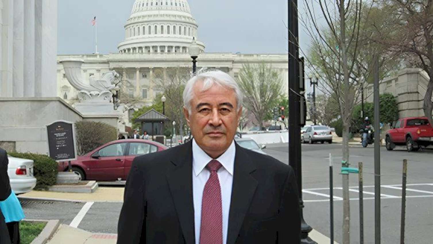 Azərbaycana qayıtmaq niyyətim yoxdur - Rəsul Quliyev 