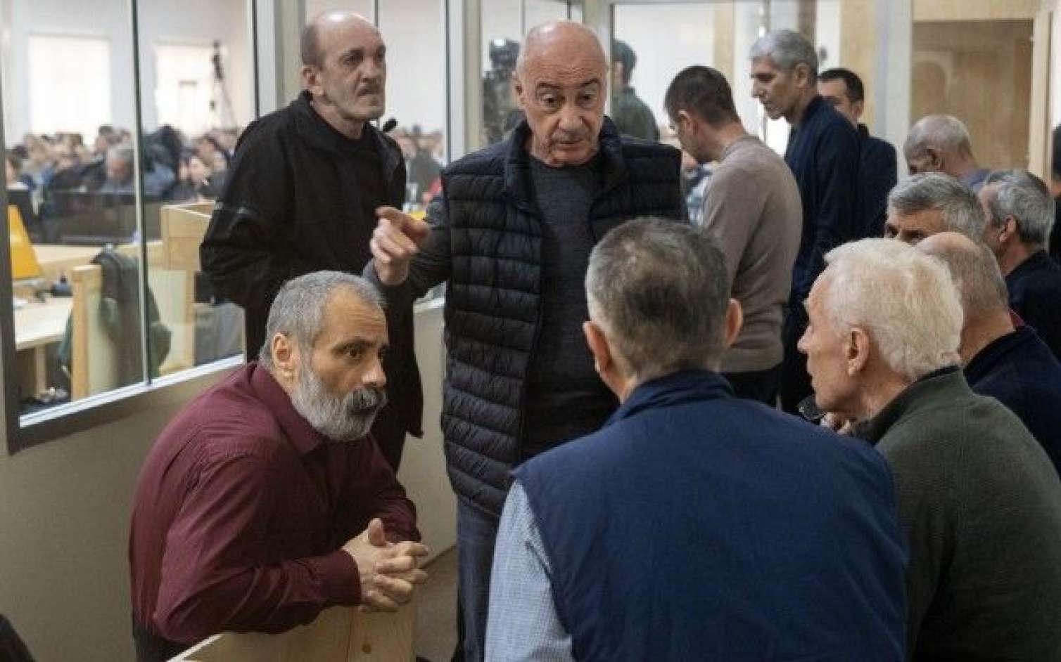 Aşıq Şəmşirin nəvəsini tonqalda diri-diri yandırıblar - MƏHKƏMƏ 