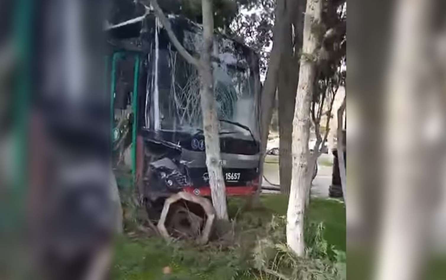 “Bakubus”un avtobusu bulvara girdi - VİDEO - YENİLƏNİB