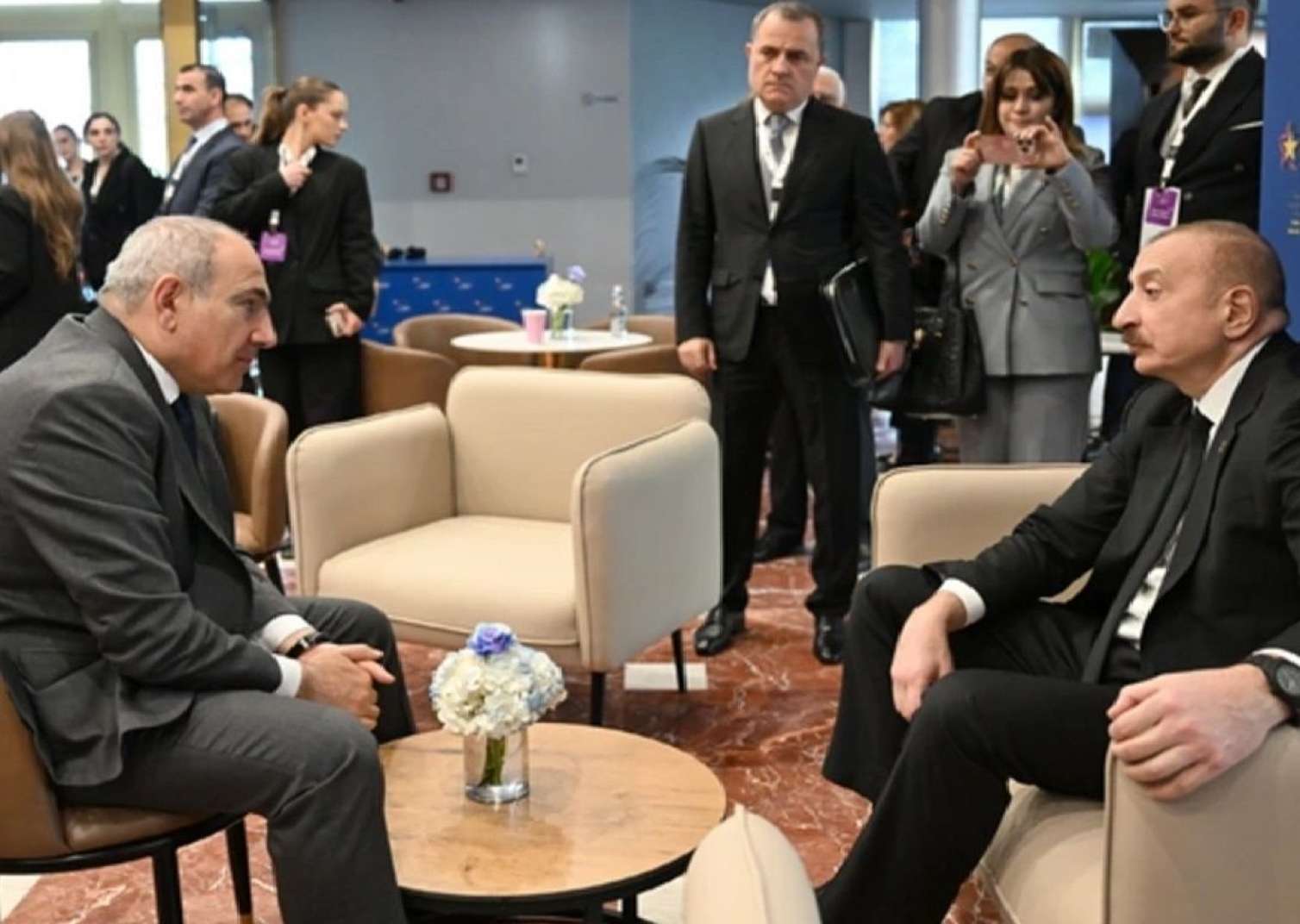Qazaxıstan taxılı Paşinyanın reytinqini qaldıracaq - Açıqlama 