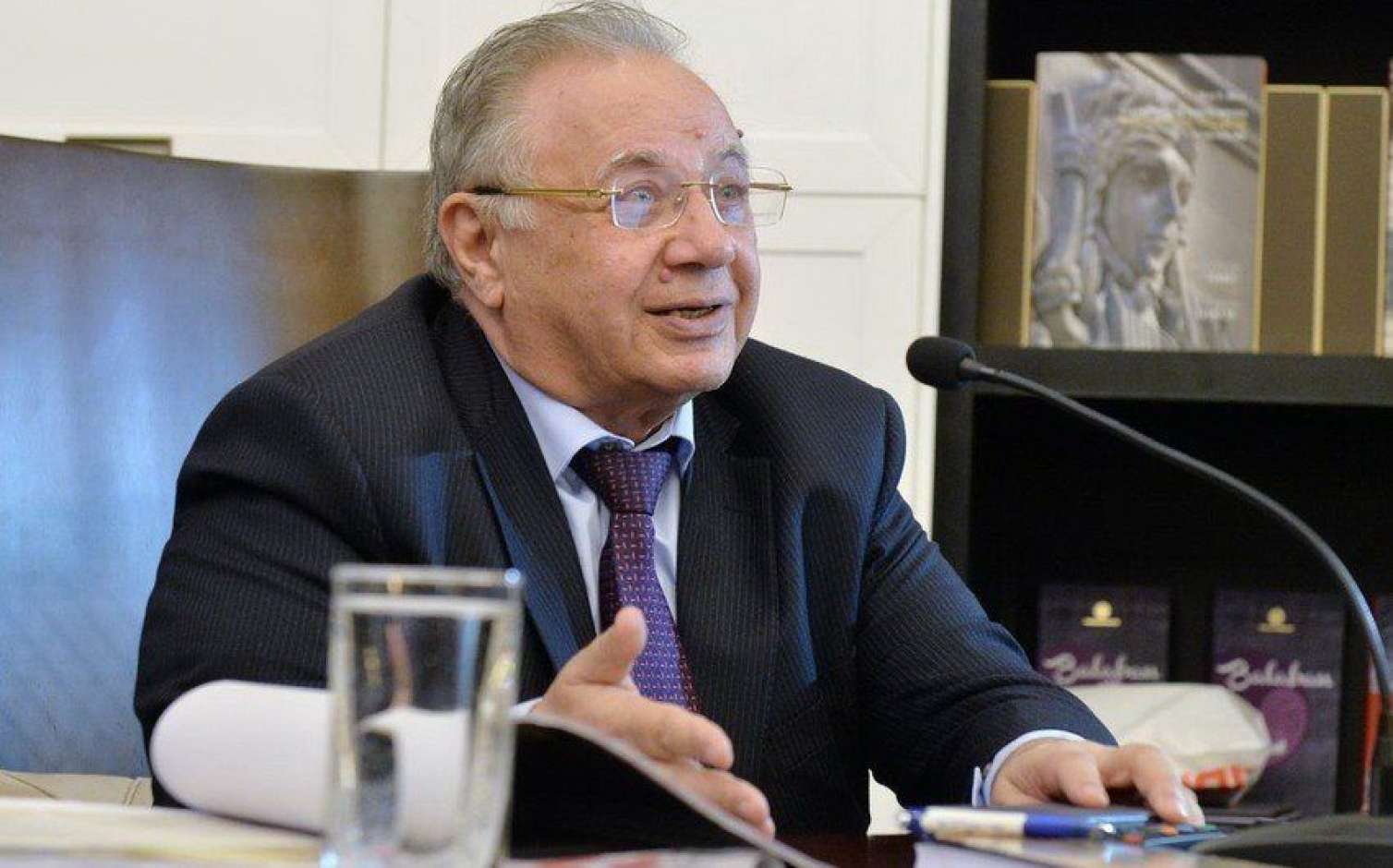 Ramiz Mehdiyevi MK-dan Vəzirov qovdu - Həsən Həsənov 