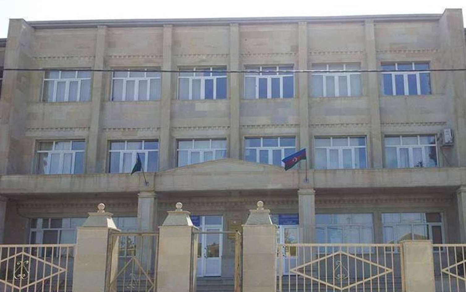 128 saylı məktəbdən yanğınla bağlı AÇIQLAMA + YENİLƏNİB 