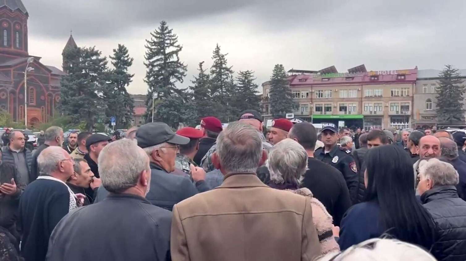 Ermənistanda saxlanılanların sayı artdı 