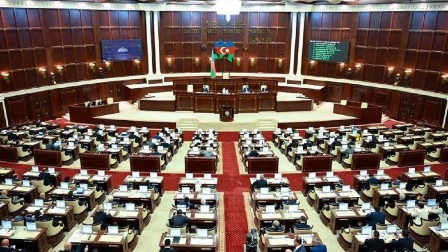 Parlament partiyalarına ayrılacaq vəsaitin MƏBLƏĞİ AÇIQLANDI 
