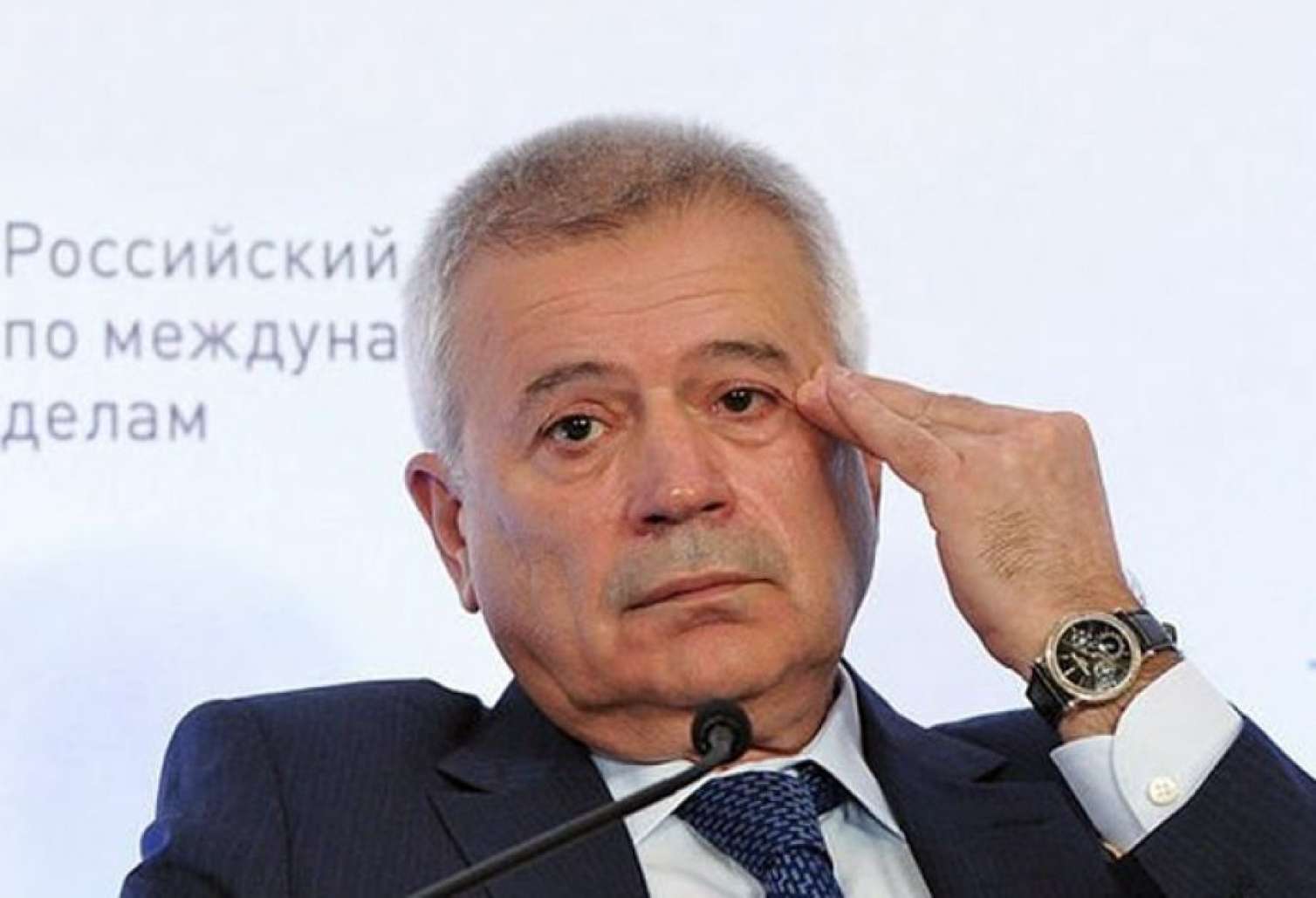 Vahid Ələkbərov 2 gündə 1 milyard itirdi 