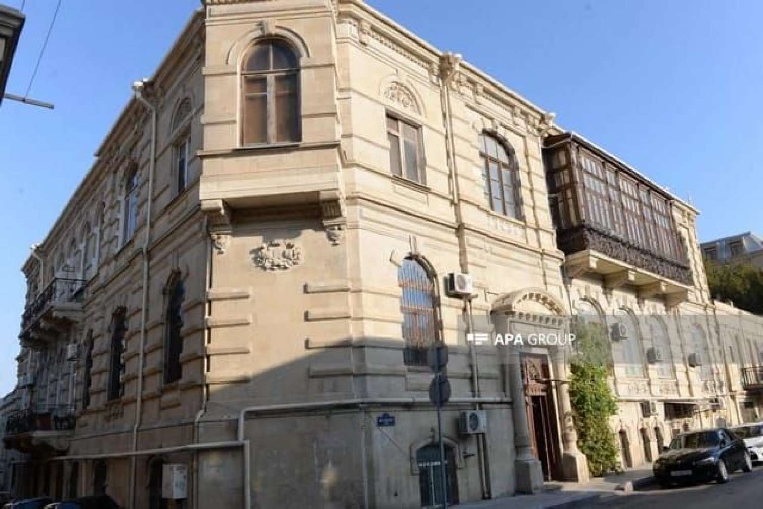 Ağabala Quliyevin malikanəsi söküləcək? 