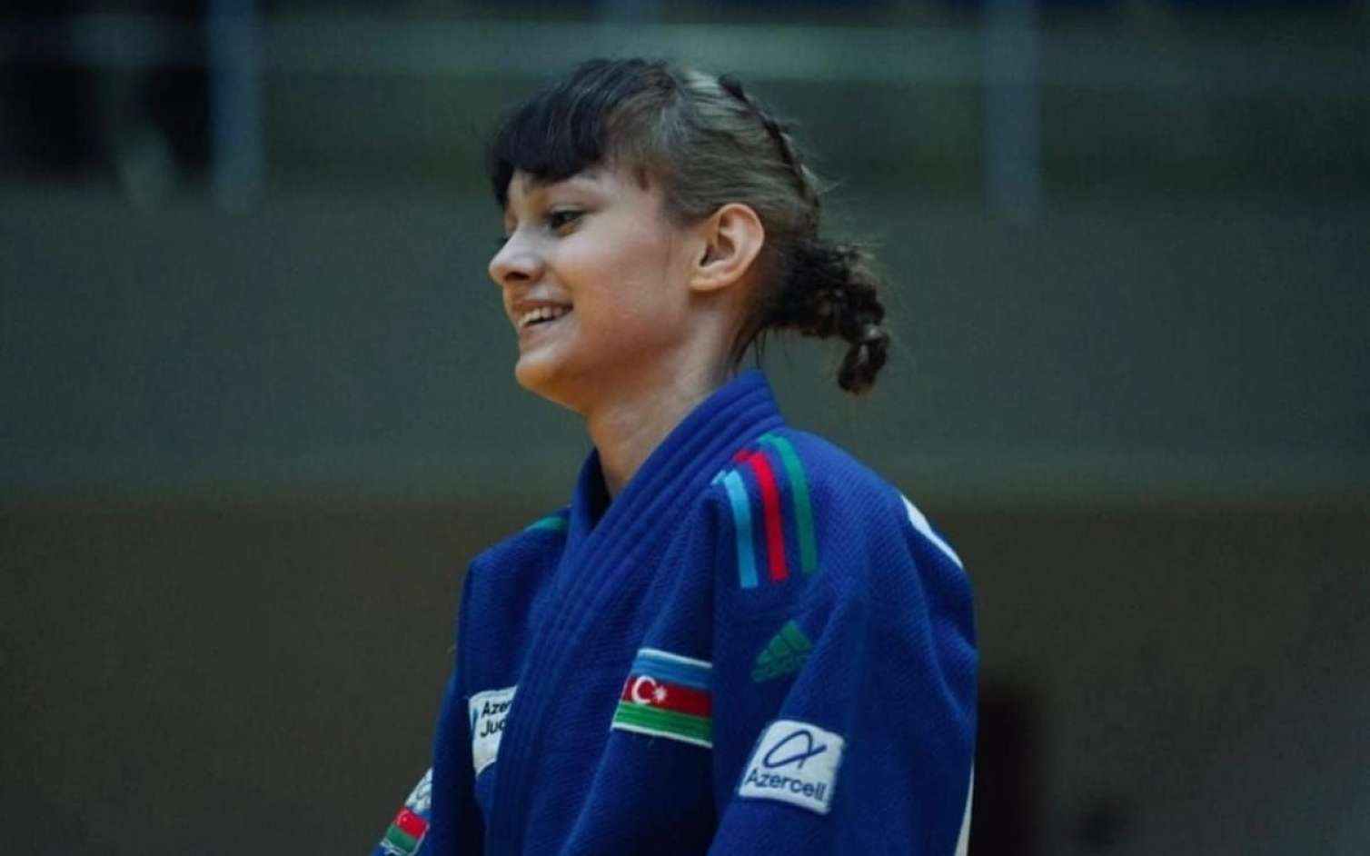 Vətən Müharibəsi Qəhrəmanının qızı qızıl medal qazandı 