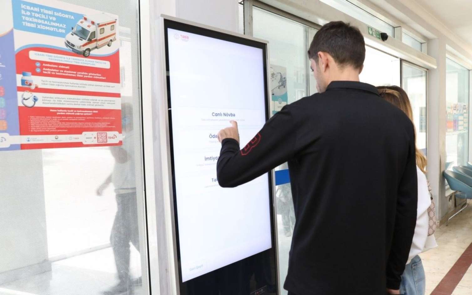 Poliklinikalarda elektron növbə konsepti fəaliyyətə başlayıb - FOTO